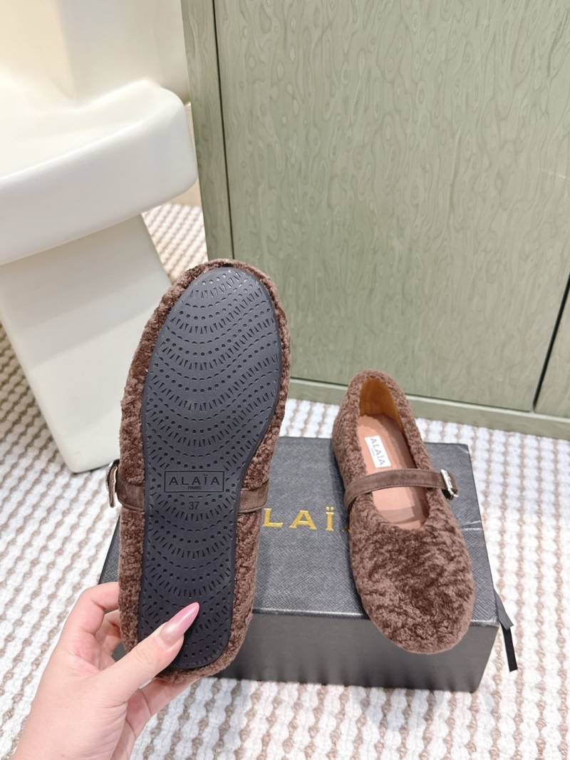 Alaia Flat Shoes